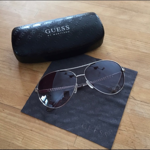 Guess by Marciano | Accessories | Nwot Guess Aviator  display picture 1